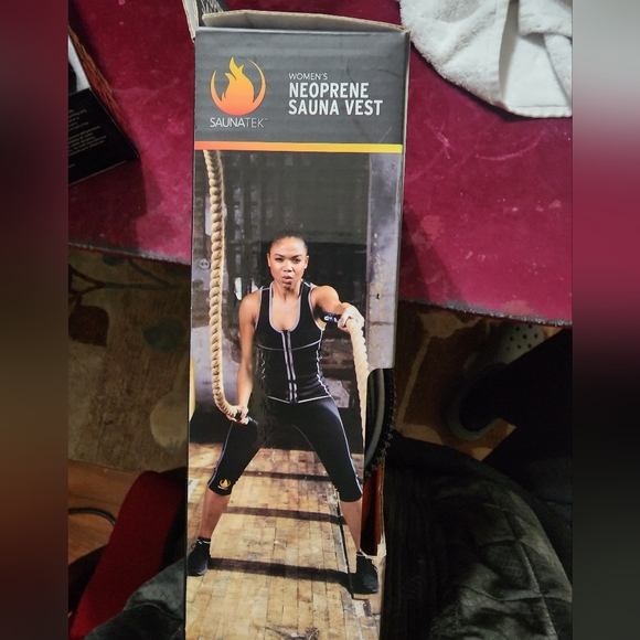 SaunaTek Women's Sauna Sweat Suit Vest for Exercise and Heat Training, Neoprene - Picture 6 of 11